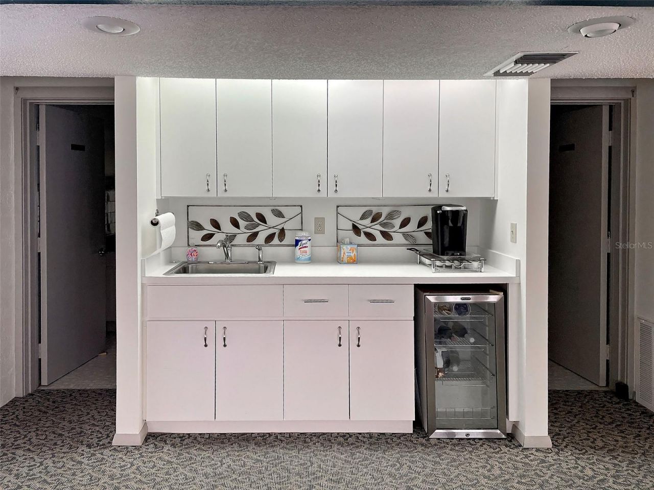 1405 Pine Lake Drive , Unit 5, Venice, FL 34285 Photo