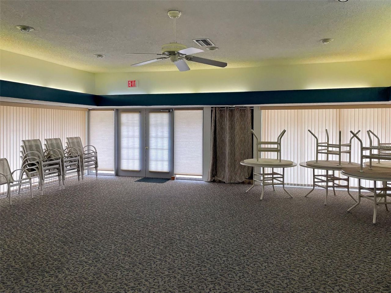 1405 Pine Lake Drive , Unit 5, Venice, FL 34285 Photo