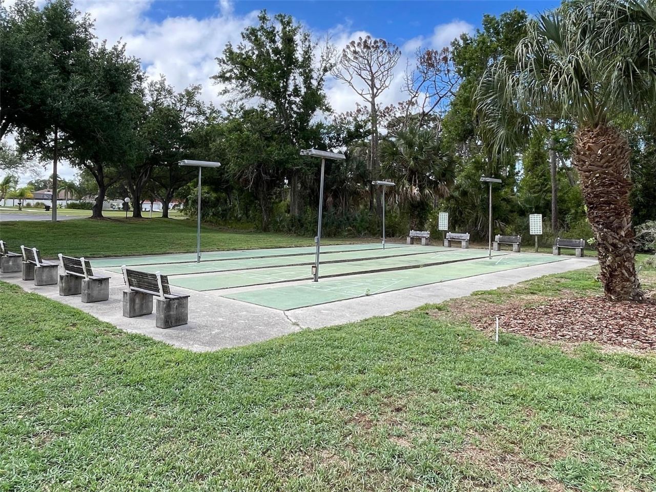 1405 Pine Lake Drive , Unit 5, Venice, FL 34285 Photo