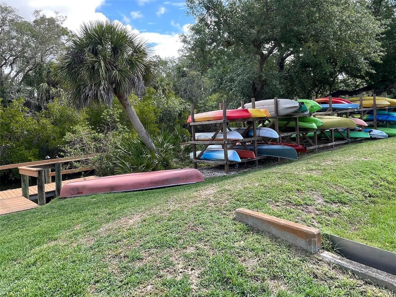 1405 Pine Lake Drive , Unit 5, Venice, FL 34285 Photo