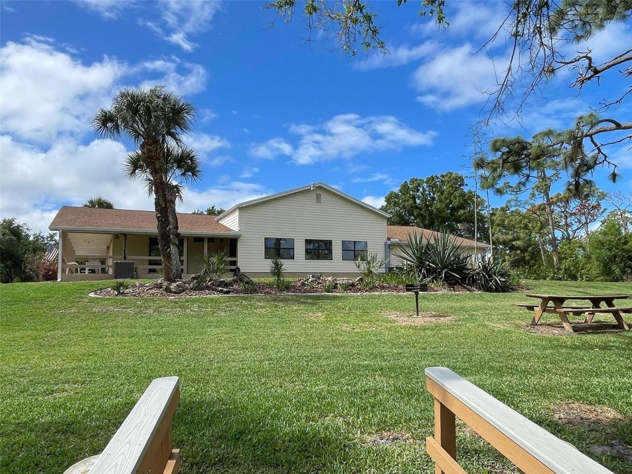 1405 Pine Lake Drive , Unit 5, Venice, FL 34285 Photo