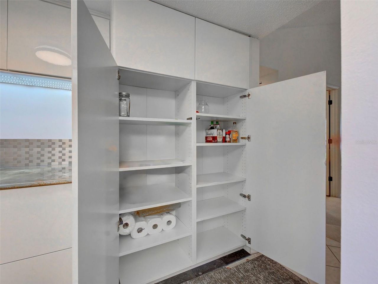 1405 Pine Lake Drive , Unit 5, Venice, FL 34285 Photo