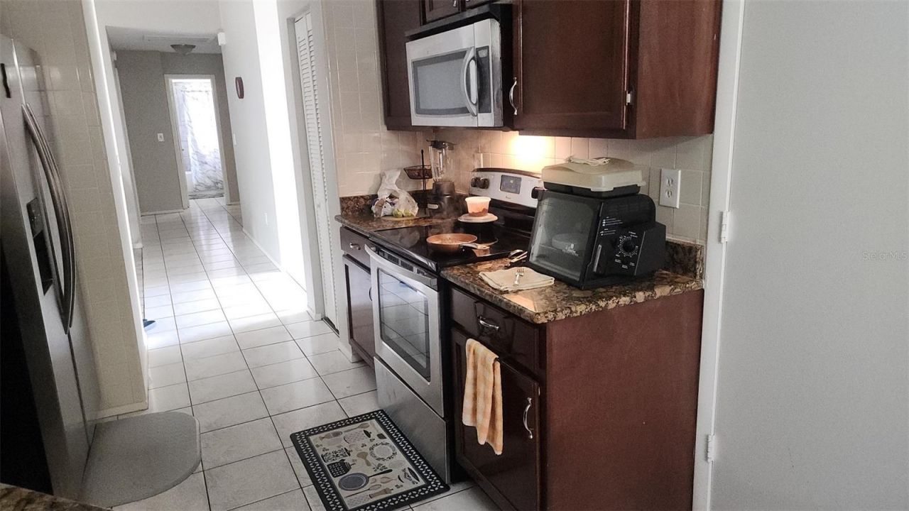 811 Savona Place , Kissimmee, FL 34758 Photo