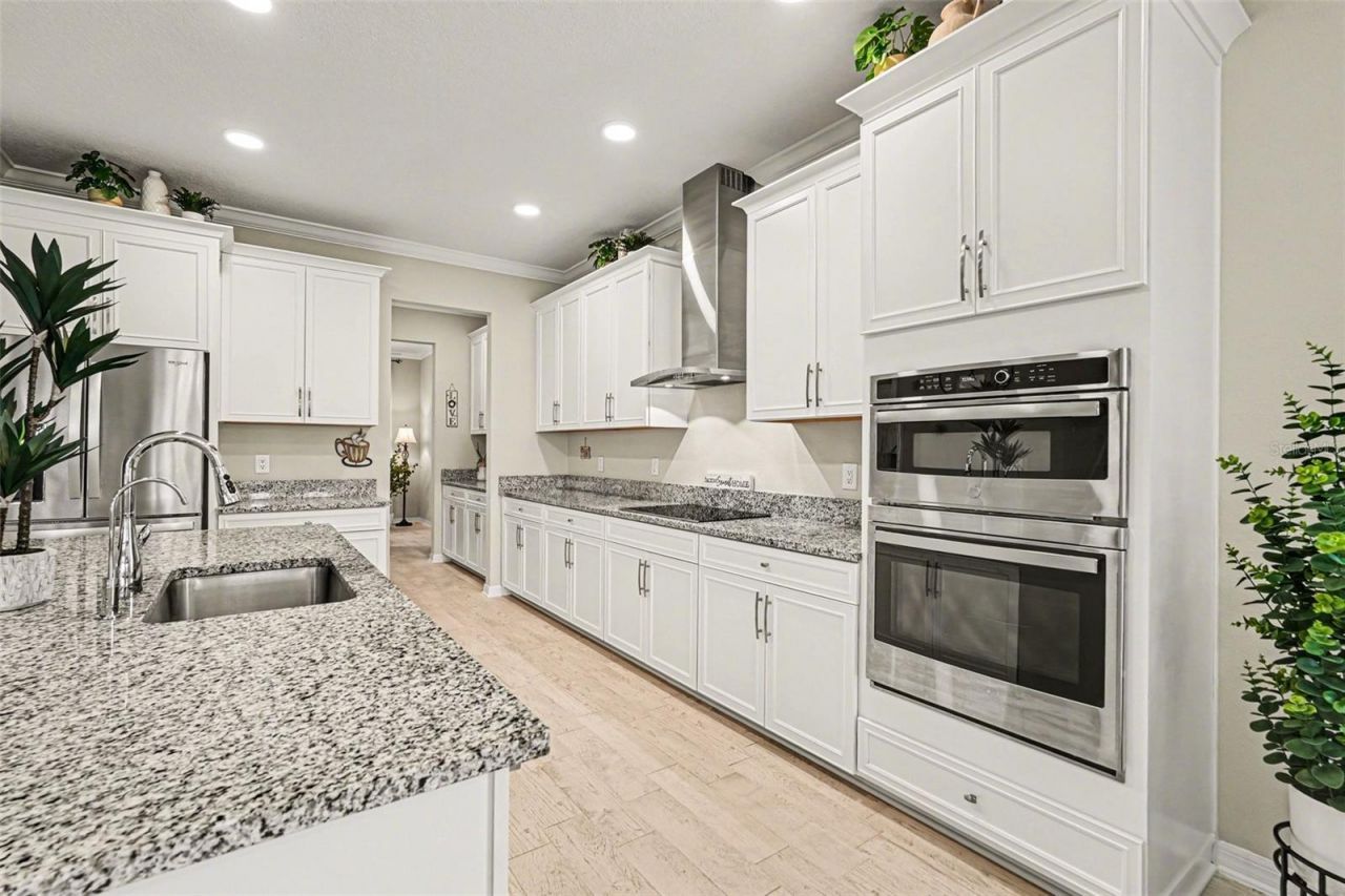 4902 Eagle Rock Drive , Wimauma, FL 33598 Photo