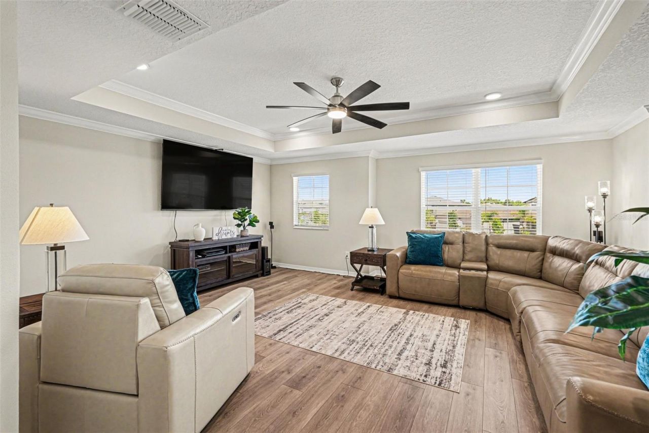 4902 Eagle Rock Drive , Wimauma, FL 33598 Photo