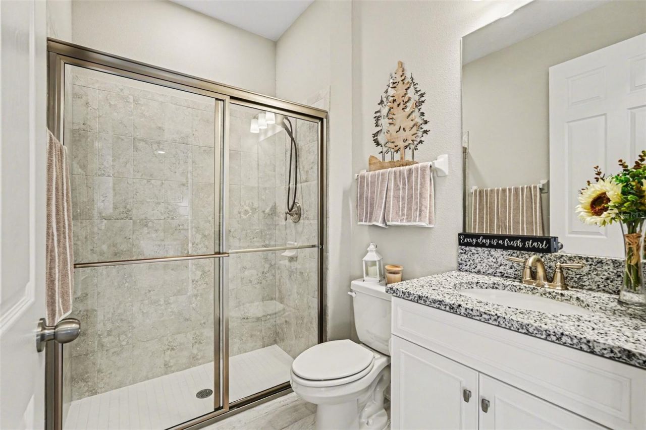 4902 Eagle Rock Drive , Wimauma, FL 33598 Photo