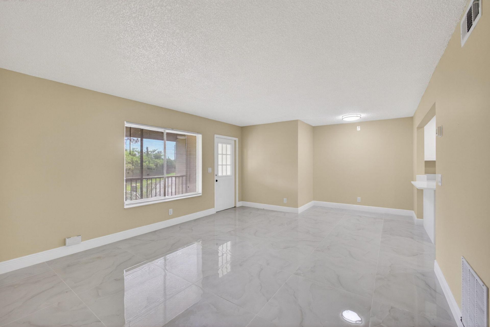 4947 Sable Pine Circle, Unit D2, West Palm Beach, FL 33417 Photo