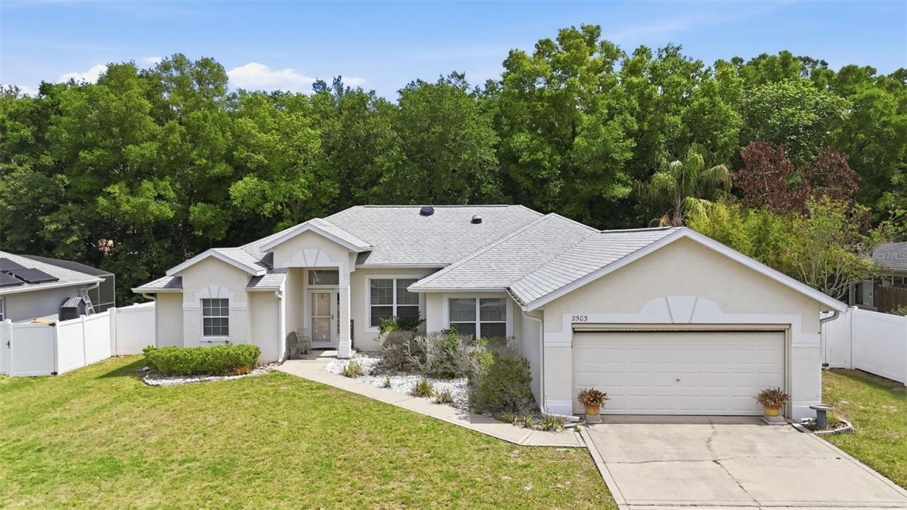 2503 Gables Drive, Eustis, FL 32726 Photo