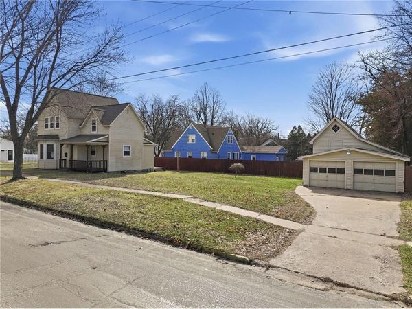 921 11th Street, Menomonie, WI 54751