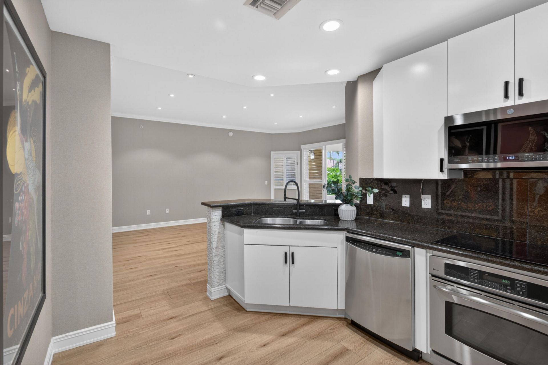 16135 Emerald Estates Drive, Unit 167, Weston, FL 33331 Photo