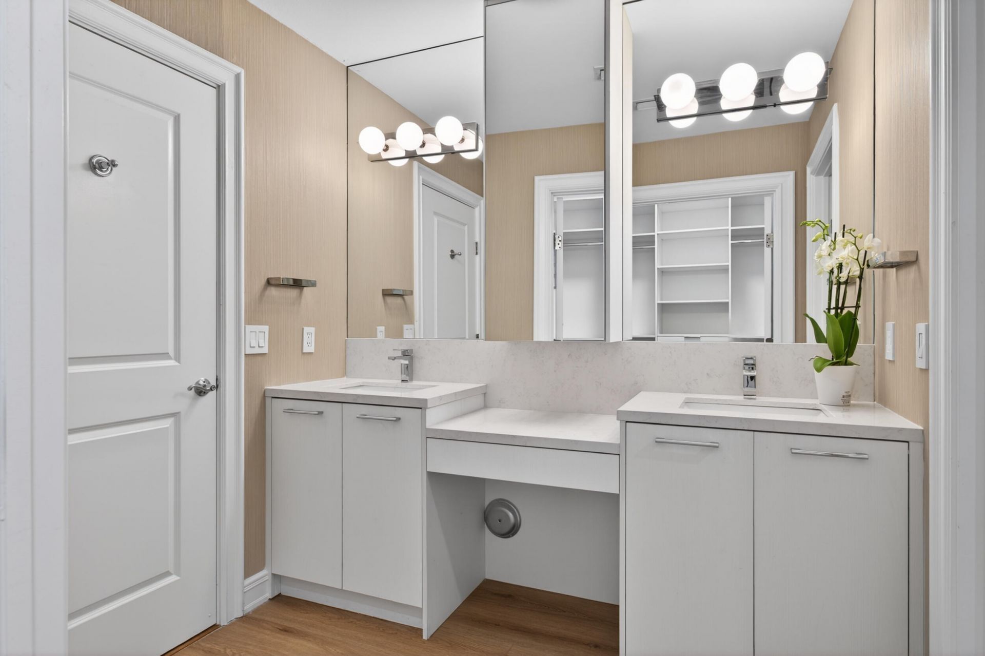 16135 Emerald Estates Drive, Unit 167, Weston, FL 33331 Photo