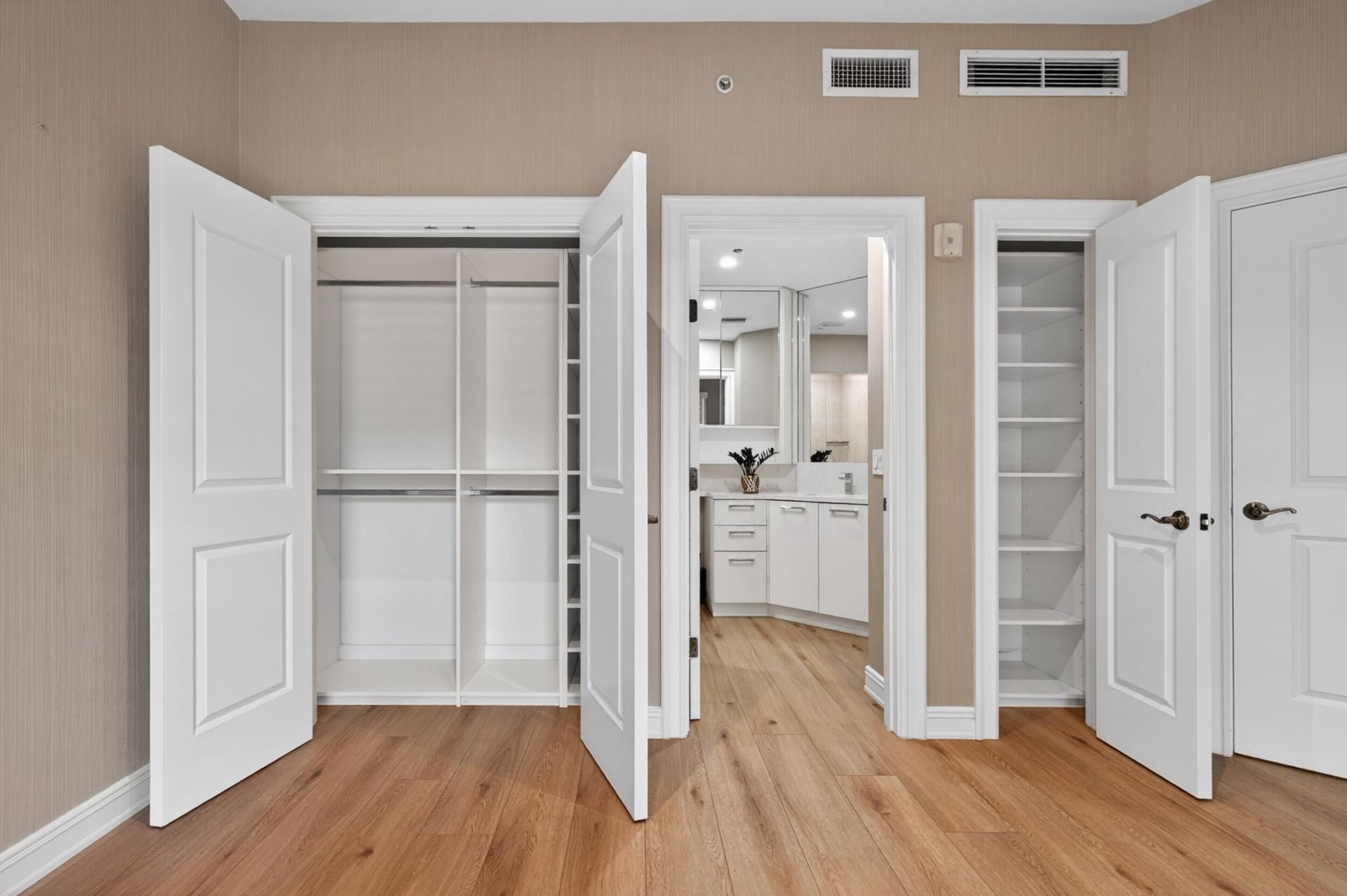 16135 Emerald Estates Drive, Unit 167, Weston, FL 33331 Photo