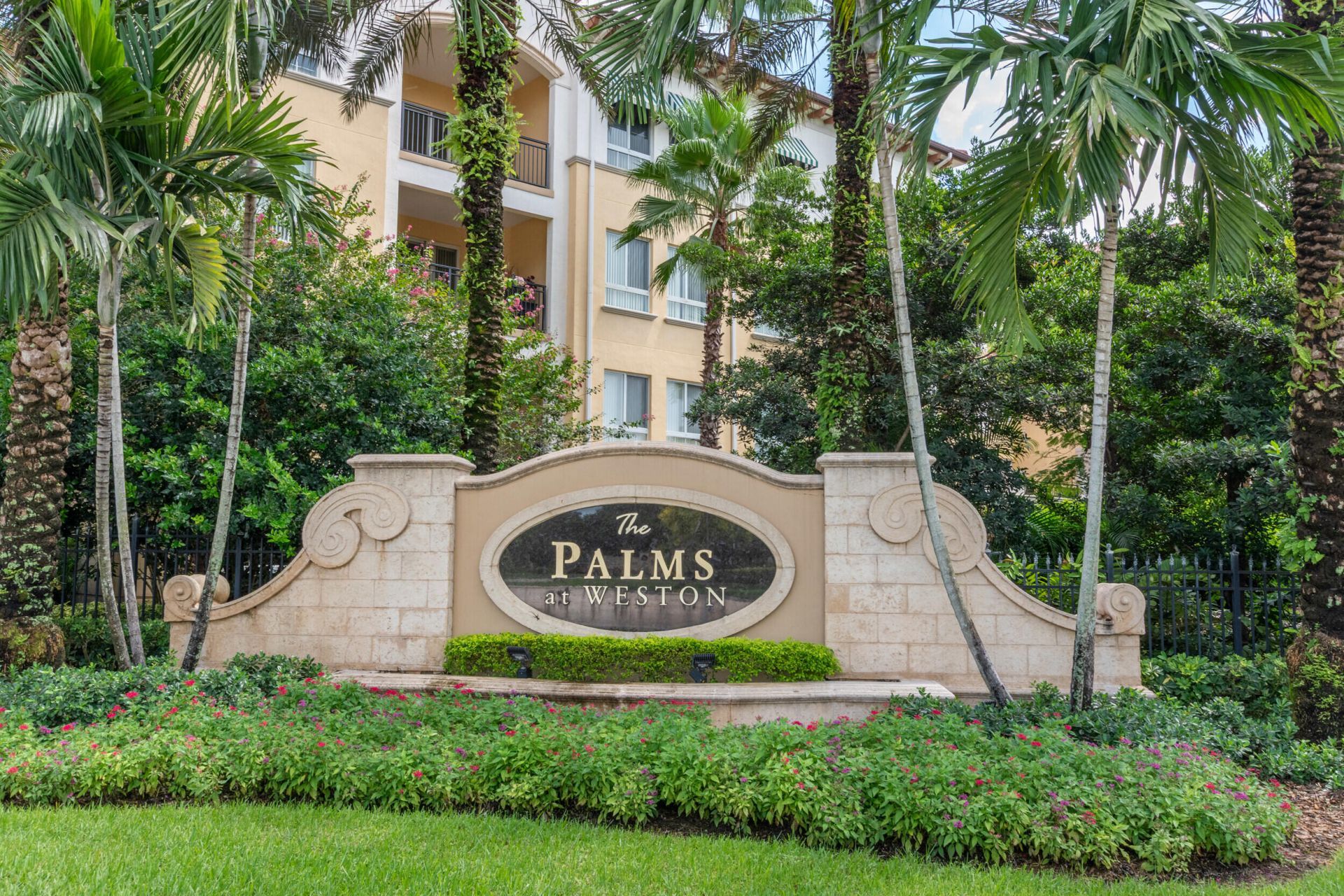 16135 Emerald Estates Drive, Unit 164, Weston, FL 33331 Photo