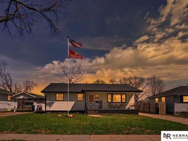 618 N 15TH Street, Blair, NE 68008
