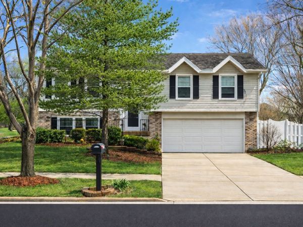 128 S BIRCHWOOD Drive , Naperville, IL 60540