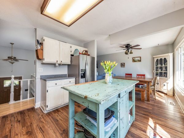 128 S BIRCHWOOD Drive , Naperville, IL 60540