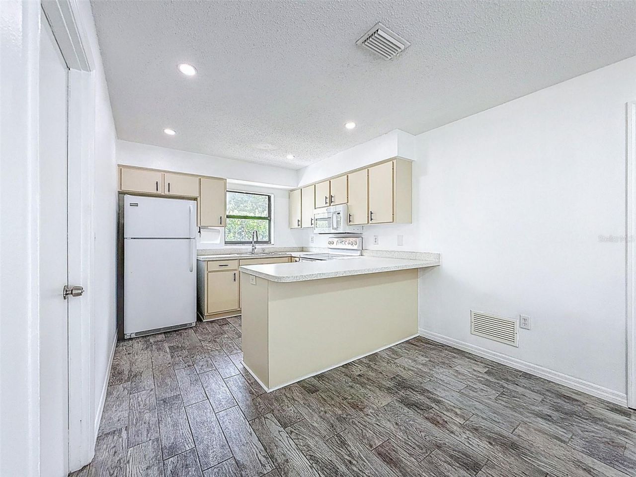 629 Albritton Avenue , Sarasota, FL 34232 Photo