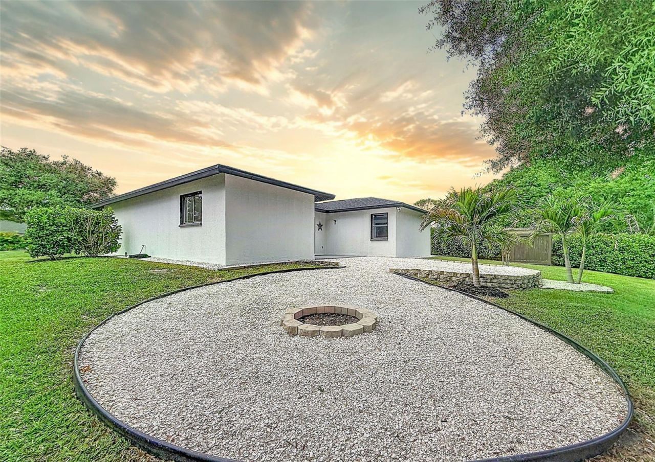 629 Albritton Avenue , Sarasota, FL 34232 Photo