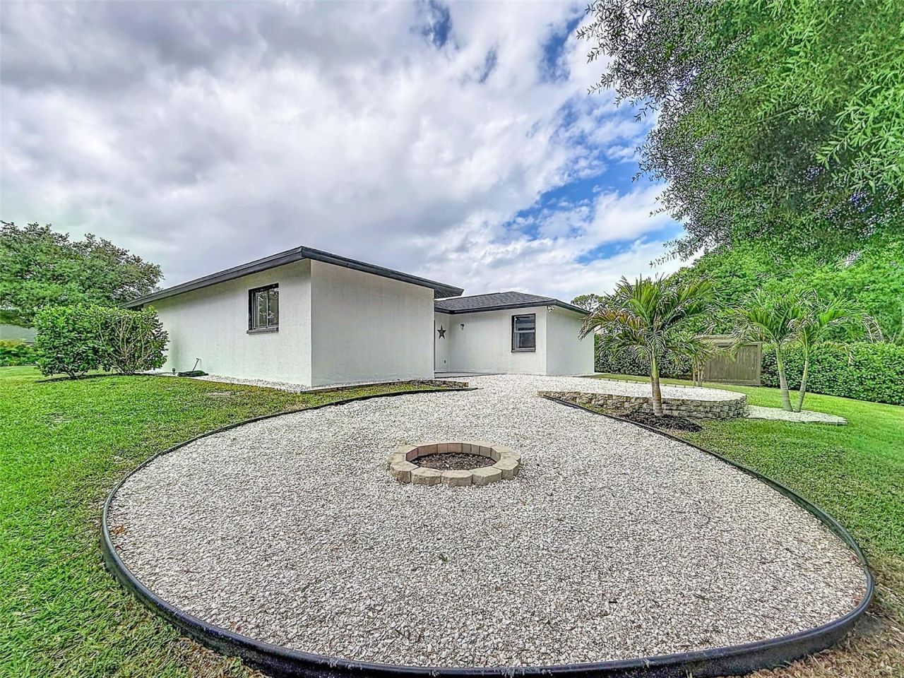 629 Albritton Avenue , Sarasota, FL 34232 Photo