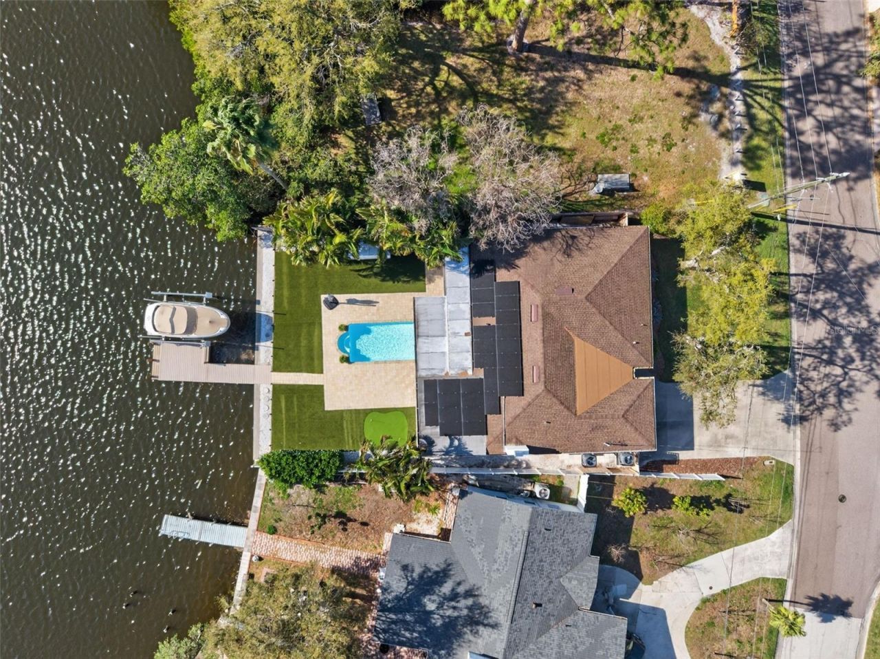 8848 Sunlit Cove Drive Ne, Saint Petersburg, FL 33702 Photo