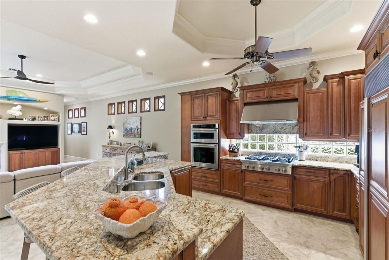 8832 Enclave Court , Sarasota, FL 34238 Photo