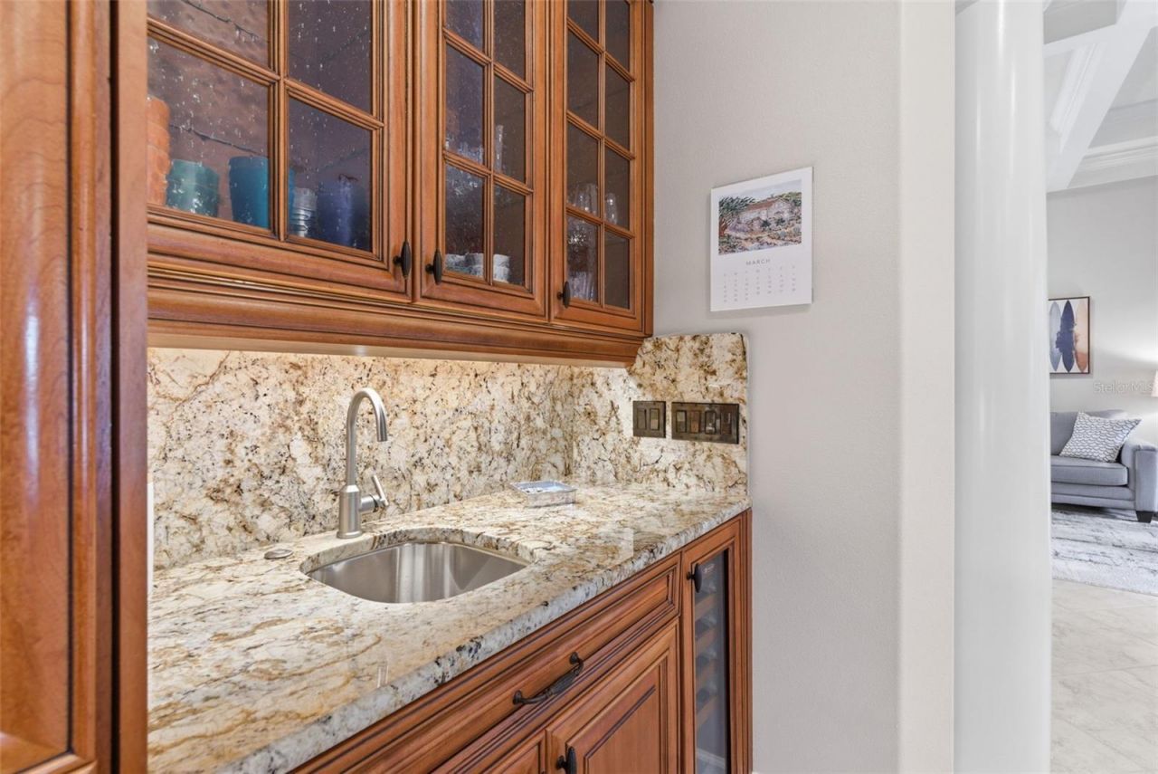 8832 Enclave Court , Sarasota, FL 34238 Photo