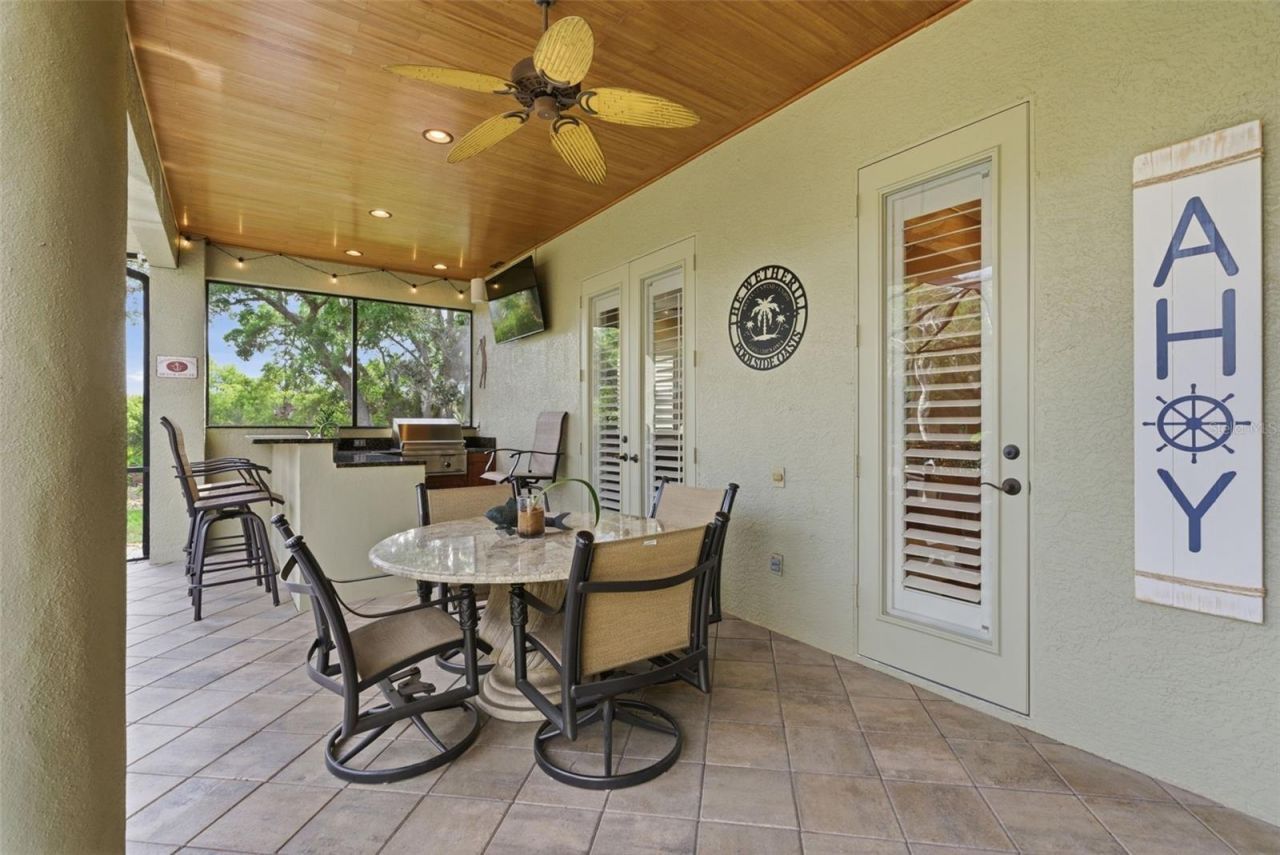 8832 Enclave Court , Sarasota, FL 34238 Photo