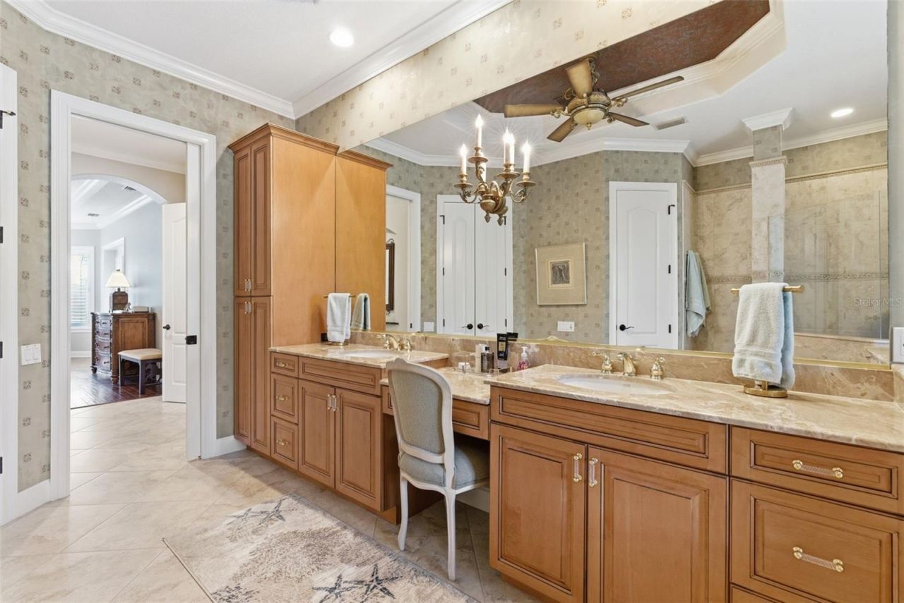 8832 Enclave Court , Sarasota, FL 34238 Photo