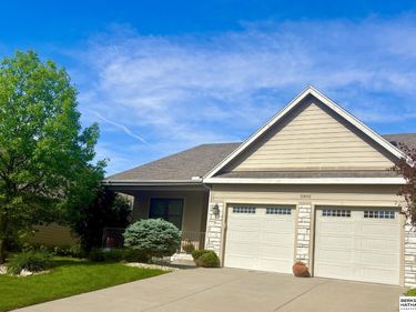 5802 N 158th Street, Omaha, NE 68116