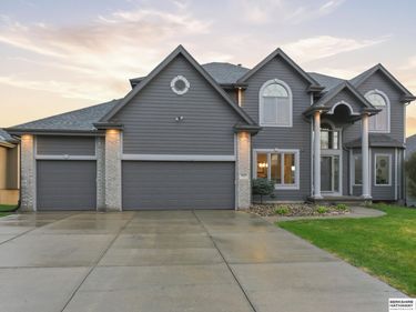 6439 S 184th Avenue, Omaha, NE 68135