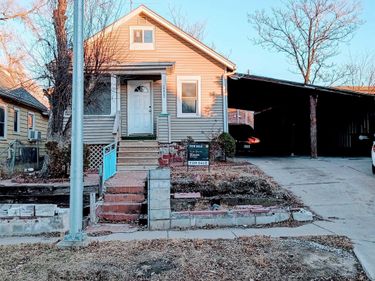 2305 S 21st Street , Omaha, NE 68108