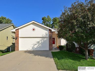 4708 Bernadette Avenue, Omaha, NE 68157