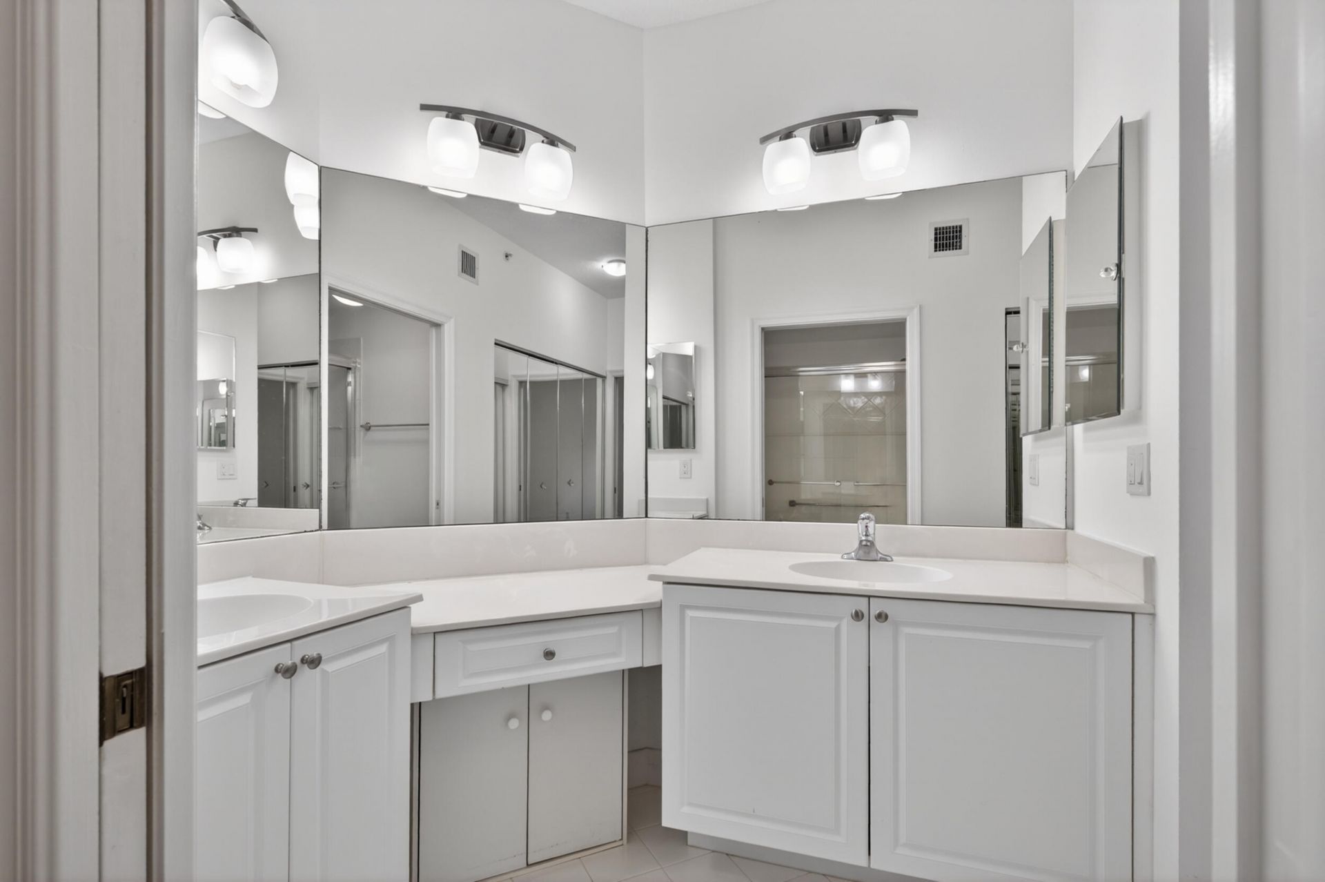 7775 Yardley Drive, Unit 314, Tamarac, FL 33321 Photo