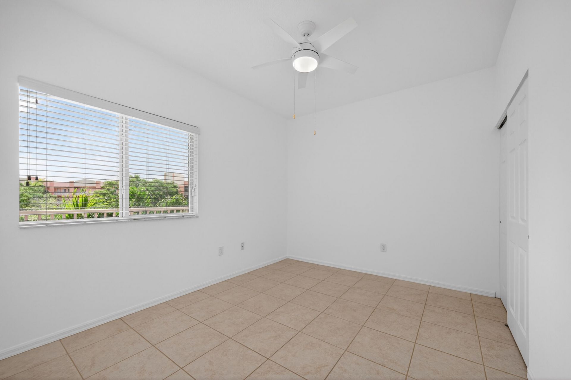 7775 Yardley Drive, Unit 314, Tamarac, FL 33321 Photo