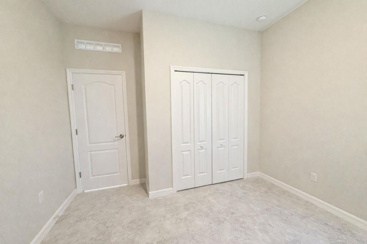 8236 100th Avenue, Vero Beach, FL 32967 Photo