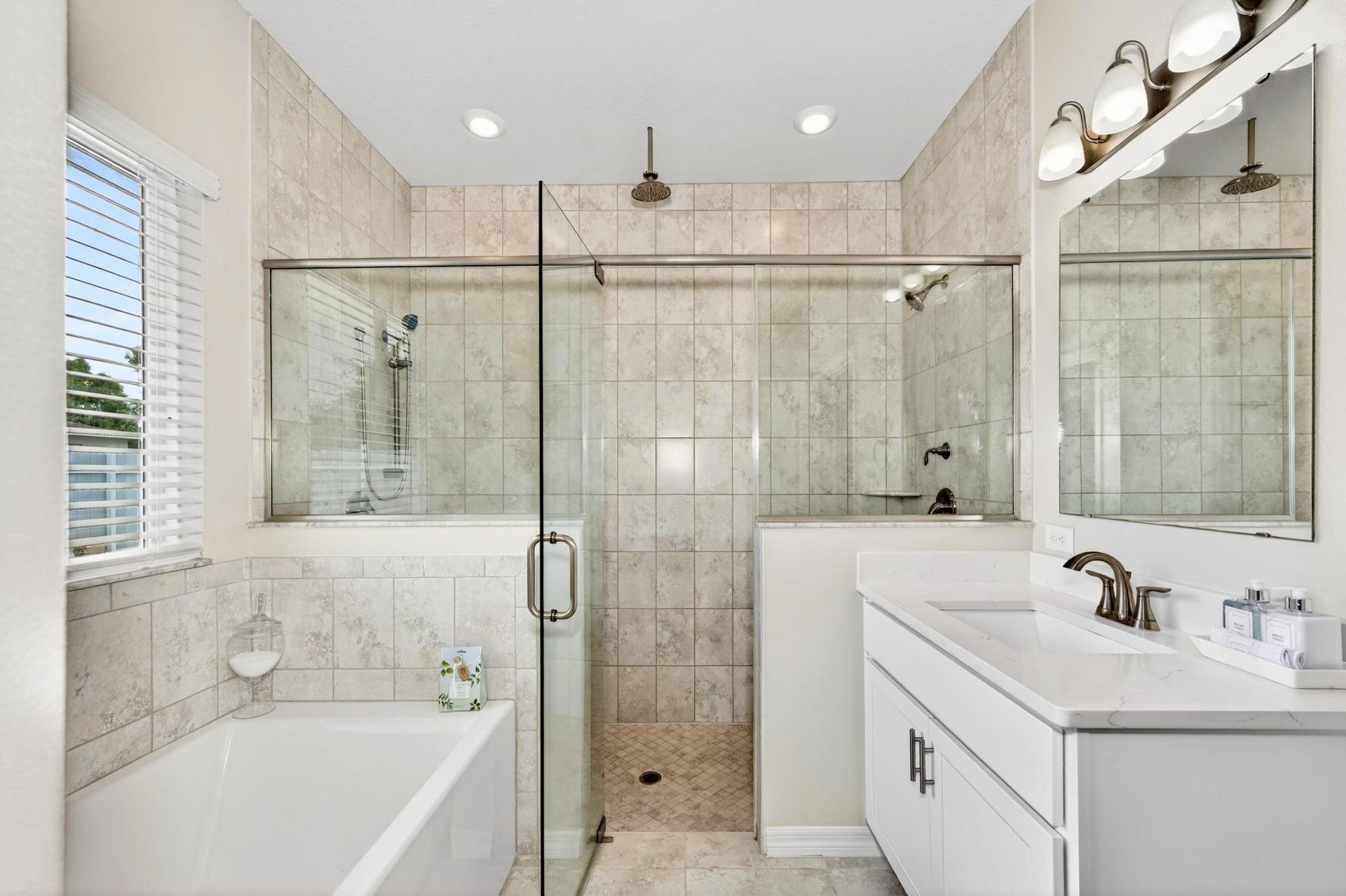 8236 100th Avenue, Vero Beach, FL 32967 Photo