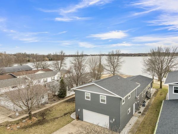 1103 Sunshine Run, Arnolds Park, IA 51331