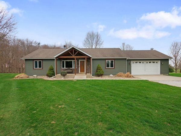 5225 E 50 N, La Porte, IN 46350