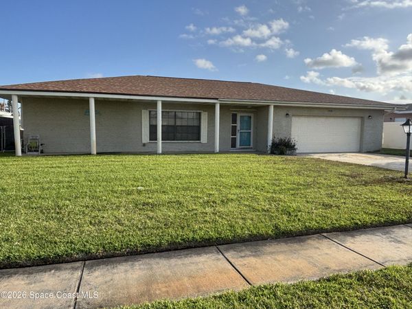 1725 E Riviera Drive, Merritt Island, FL 32952