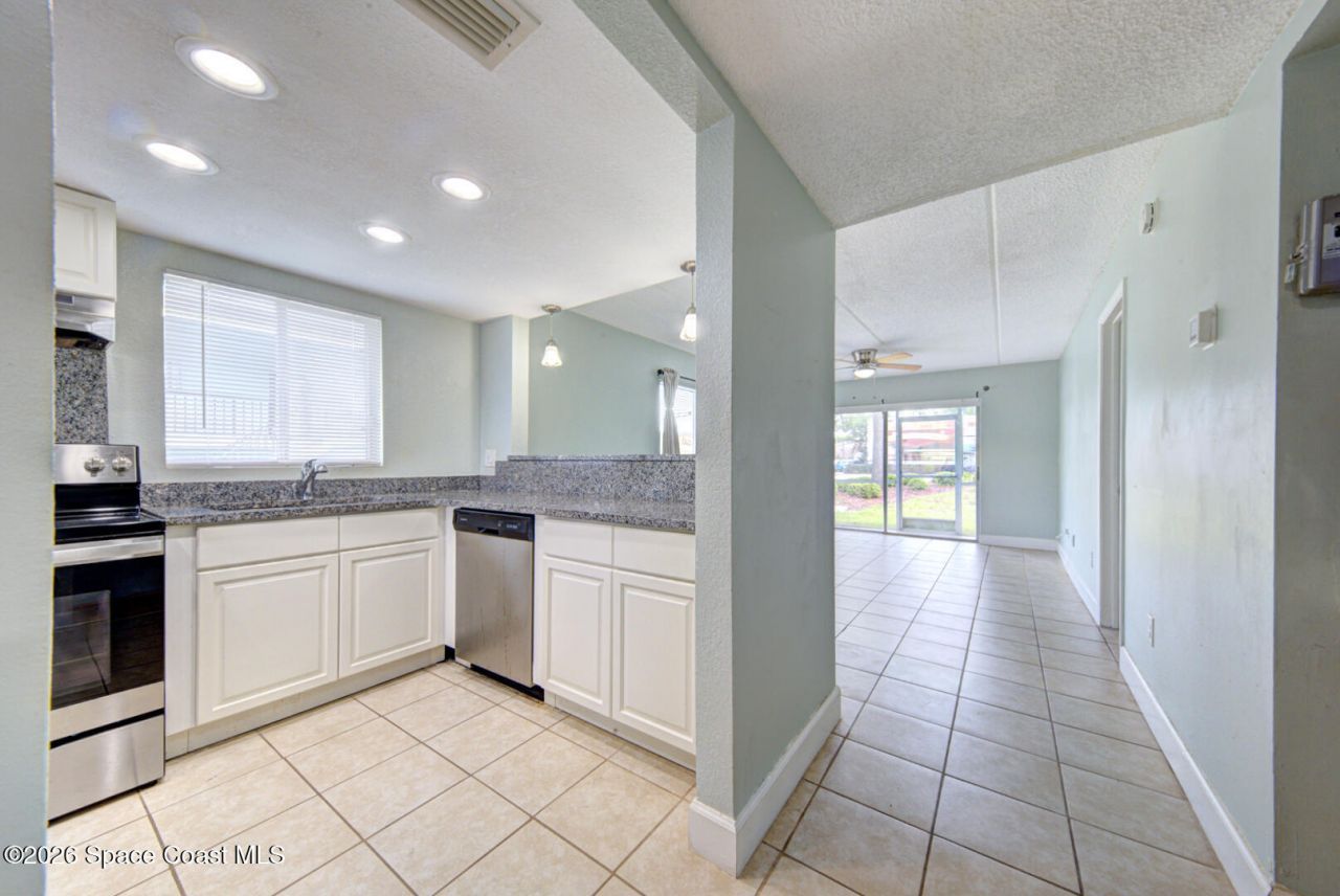 1001 W Eau Gallie Boulevard , Unit 101, Melbourne, FL 32935 Photo
