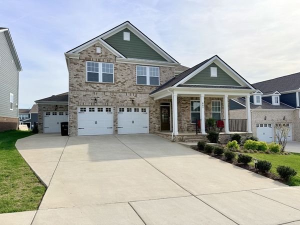 805 Westchester Cir, Hendersonville, TN 37075