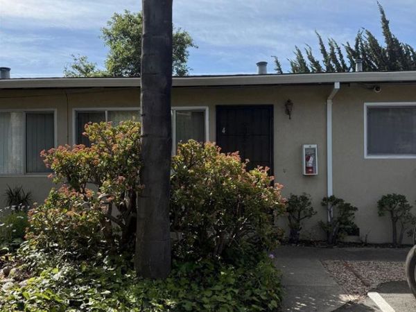 20293 Anita Ave, Castro Valley, CA 94546