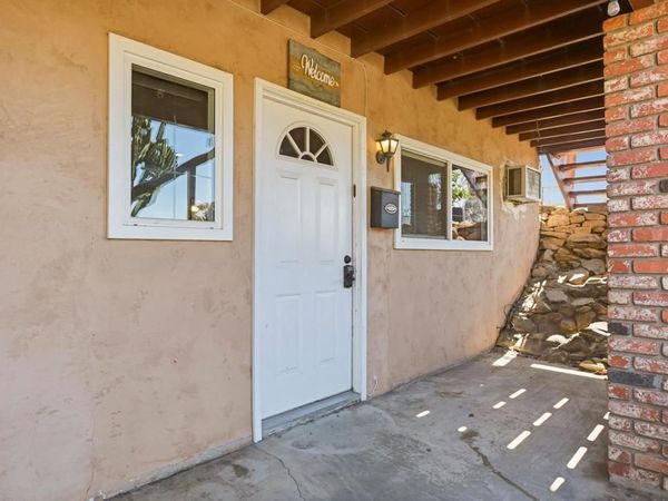 1031 Country Club Drive, Escondido, CA 92029