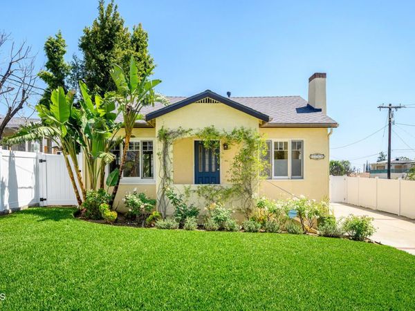 3360 Glenrose Avenue, Altadena, CA 91001