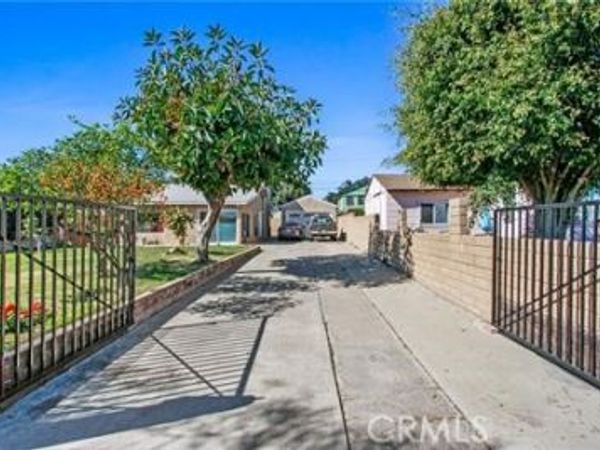2040 Kilson Drive, Santa Ana, CA 92707