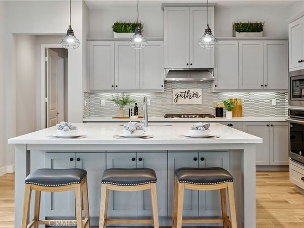 27 Alienta Lane, Rancho Mission Viejo, CA 92694