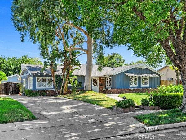 3749 San Rafael, Riverside, CA 92504