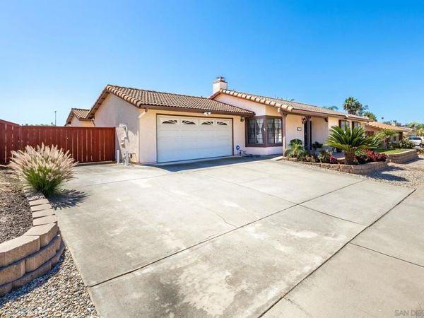 2143 Flint, Escondido, CA 92027