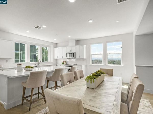 830 Heaven Ct, Hayward, CA 94544