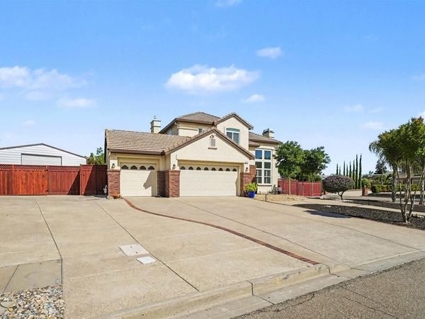2752 Placer Dr, Oakley, CA 94561